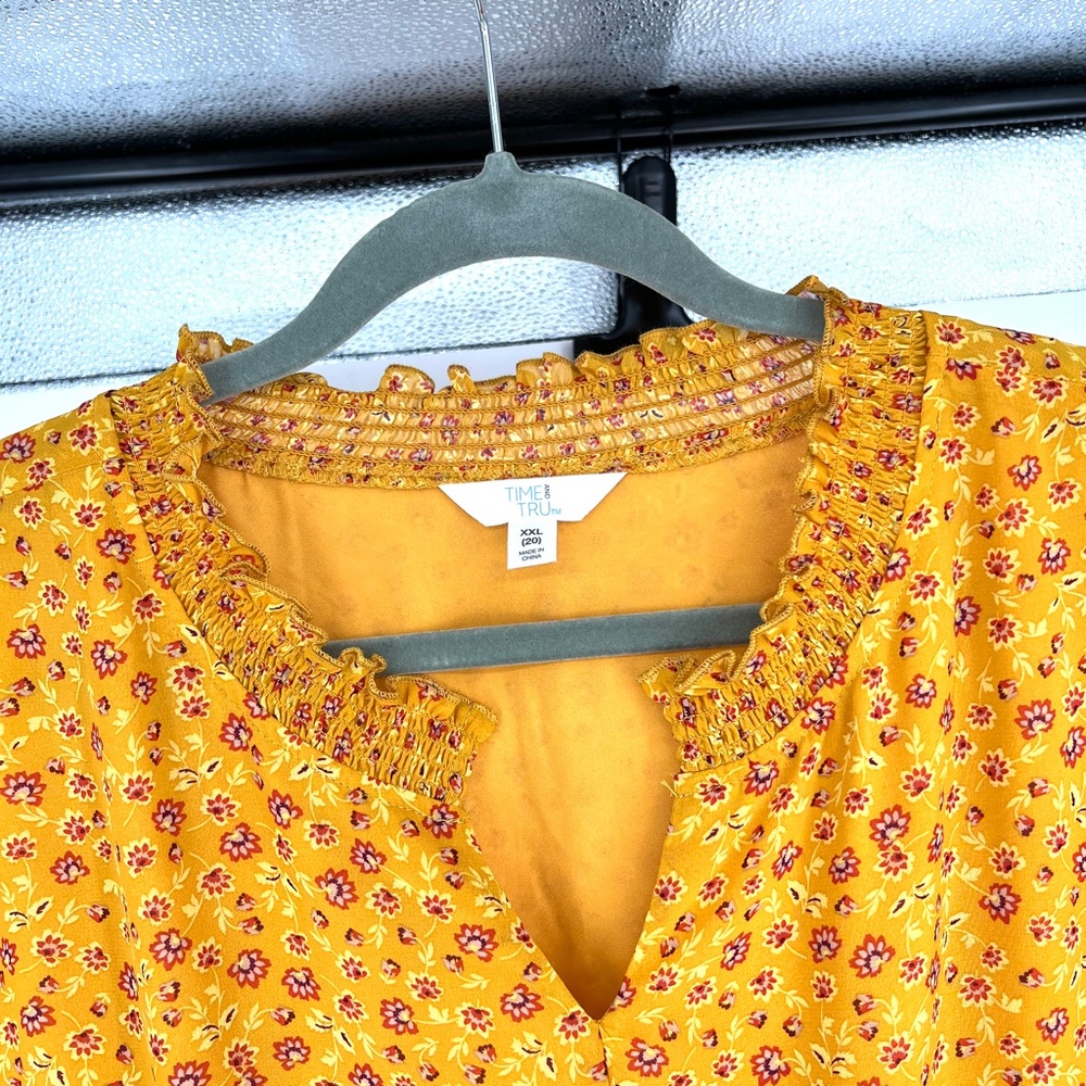 🚫SOLD!NWOT |•TIME AND TRU•| Pretty Boho Asymmetrical Floral Dress - Picture 6 of 9